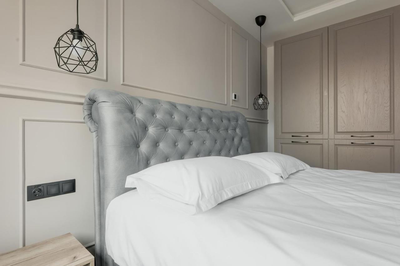 Aparthotel Nest Inn Meteor クルージュ＝ナポカ エクステリア 写真